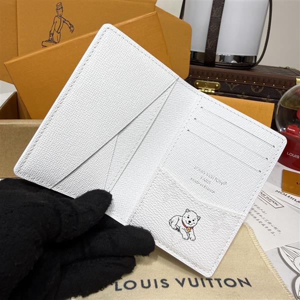 2026122105456229 270